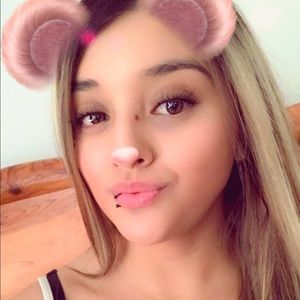 Meet your Posher, Chantelle